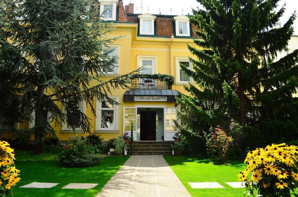 Hotel Jaeger - Family Tradition Since 1911 Wina Bagian luar foto
